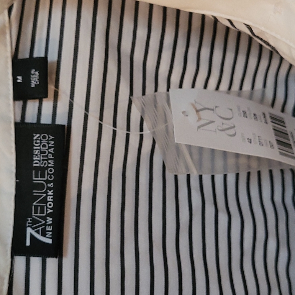 Stripped button up - Picture 2 of 4
